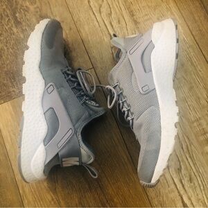 Nike Huarache Gray White 8